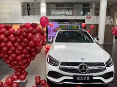-奔驰北京极光星徽(四元桥店)