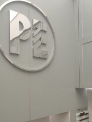 -PE SALON