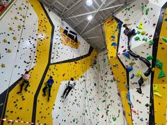 -问山MountQuest攀岩馆