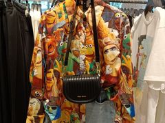 -URBAN REVIVO(上海中庚漫游城店)