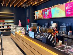 -星巴克(广州南站A18检票口楼上)