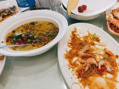-沪华海鲜大酒楼(南汇店)