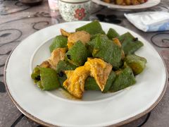 -天天向上素食餐厅(五台山店)