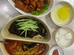 辣海鲜汤面-正宗韩国炸酱面(沈航店)