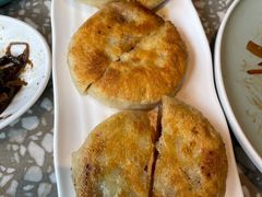 牛肉圆葱馅饼-金香匯晚茶(浑南店)