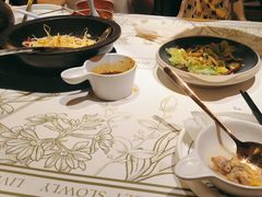 -云海肴·汽锅鸡·云南菜(天山百盛优客店)