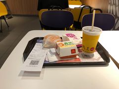 -麦当劳(广州新港东路第二分店)