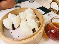 招牌黑叉烧包-陶陶居酒家(第十甫路总店)