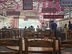 大堂-三千坪超级火锅市场·土灶牛肉火锅