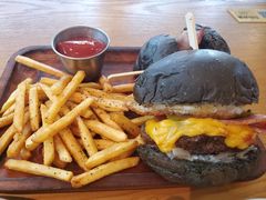 -HELLO 27 意面·沙拉·帕尼尼