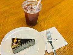 黑芝麻巴斯克蛋糕-Beans & Grapes