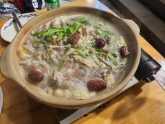 -聚汇三少·龙虾·中餐厅(莫邪路新天地店)