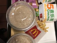 -麦当劳(乳山路店)