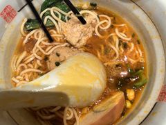 -呼啦面馆·头牌豌杂面(建新东路店)