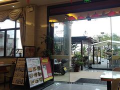 -三姐妹·海鲜大排档