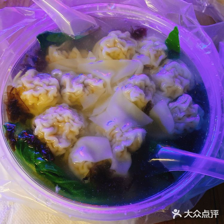 瓯北夜市里的一枝独秀～