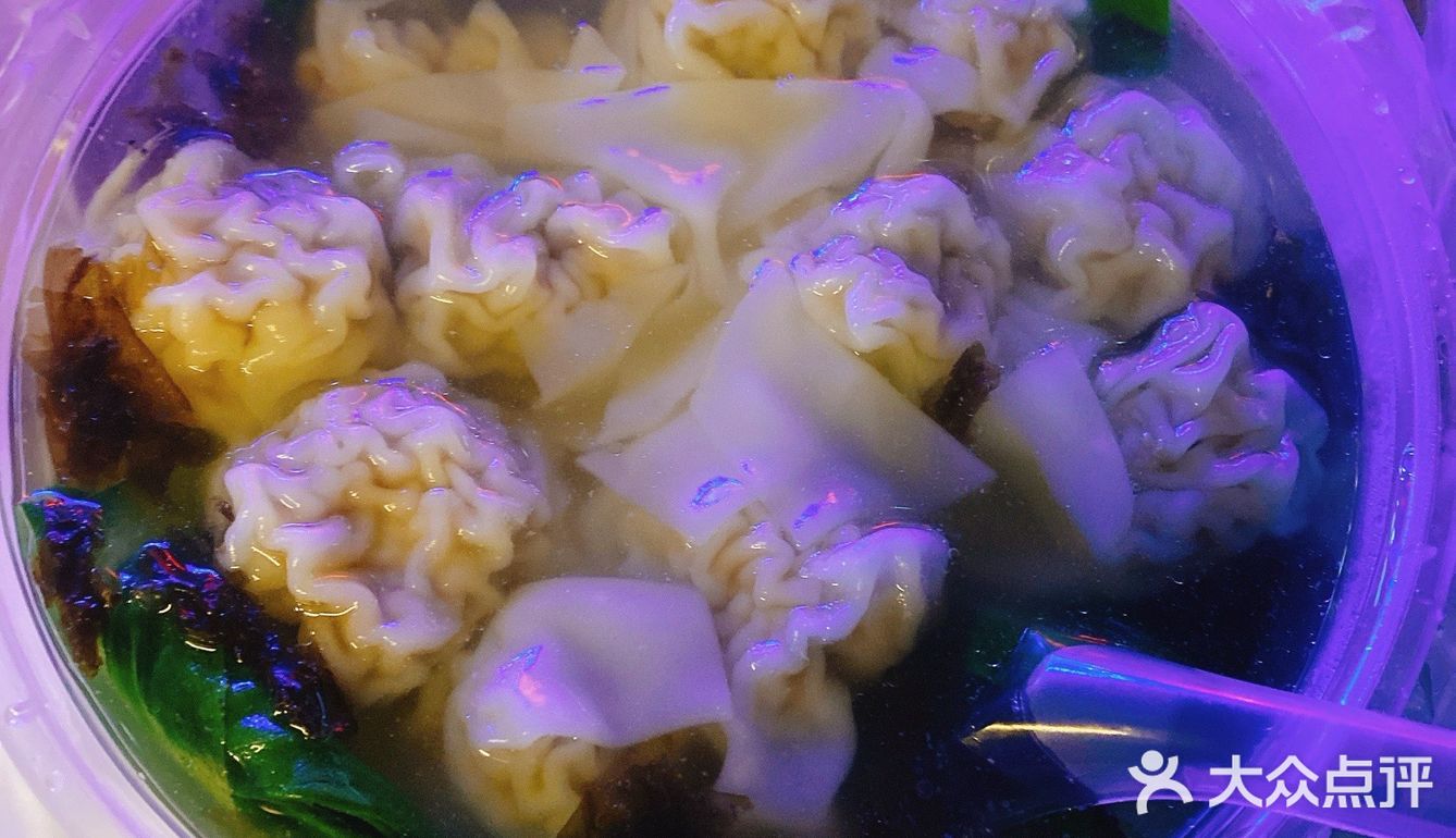 瓯北夜市里的一枝独秀～