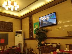 -山城年华老火锅(玉林店)