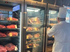 -MONICH牛排融合餐厅(和义大道购物中心店)