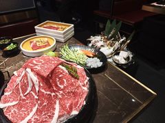 -一绪に和牛寿喜烧(罗湖益田假日店)