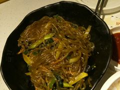 炒杂菜-本家韩国烤肉(青岛万象城店)