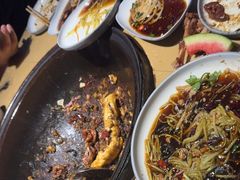 -万里闯关东铁锅炖菜馆(高新旗舰店)