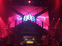 -808 LiveHouse