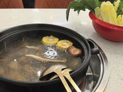 -鲍媽·原汤鲍鱼鸡(克拉广场店)