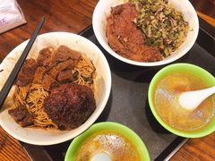 红烧狮子头-谷沙屋面铺