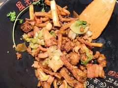 -风光老灶麻辣香锅(大成路翠微百货店)