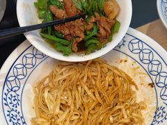 -李与白包子铺(桐梓林店)
