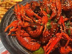 -肥肥虾庄·金牌油焖大虾(杨园滨江时代walk店)