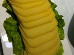 -茸梅路右拐龙虾-农家菜(松江店)