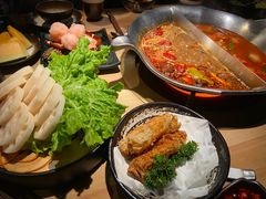 -湊湊火锅·茶憩(杭州湖滨银泰in77店)