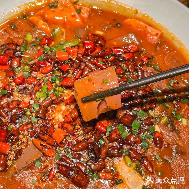 不去四川，也吃到正宗的翘脚牛肉了‼️