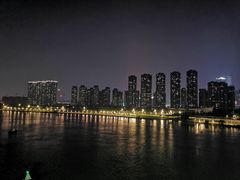 -南京眼步行桥