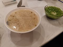 -李与白包子铺(桐梓林店)