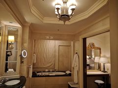 -广州富力丽思卡尔顿酒店