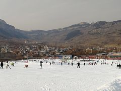 -济南卧虎山滑雪场
