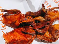 脆皮乳鸽-鸽子侯·家宴·平价海鲜(绿地店)