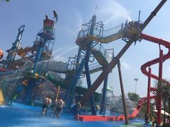 -泸州欢乐派海滩公园