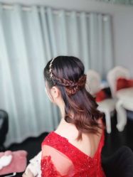 -雪莉美妆婚纱馆