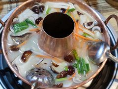 -香香腊排骨.野生菌火塘总店(束河店)