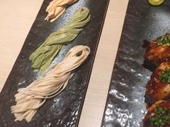-余欢领鲜火锅(新街口店)