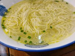 鸡汤银丝面-新万鑫银丝面·非遗无锡味(惠山古镇店)