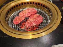 -山川小町·极番烧肉(新地假日广场店)