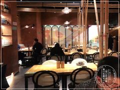 大堂-十三式重庆江湖菜(金茂览秀城店)