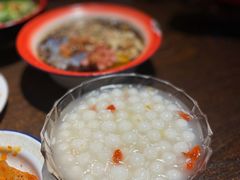 -爆炸头阿姨小四川正宗川味小吃(无任何分店)