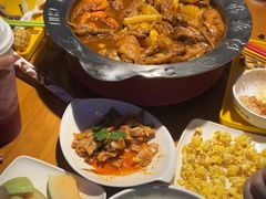 -钳小厨疯味1987肉蟹煲(美一城广场店)