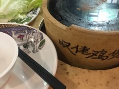 -芳村榕树头叹佬鸡煲(体育西店)